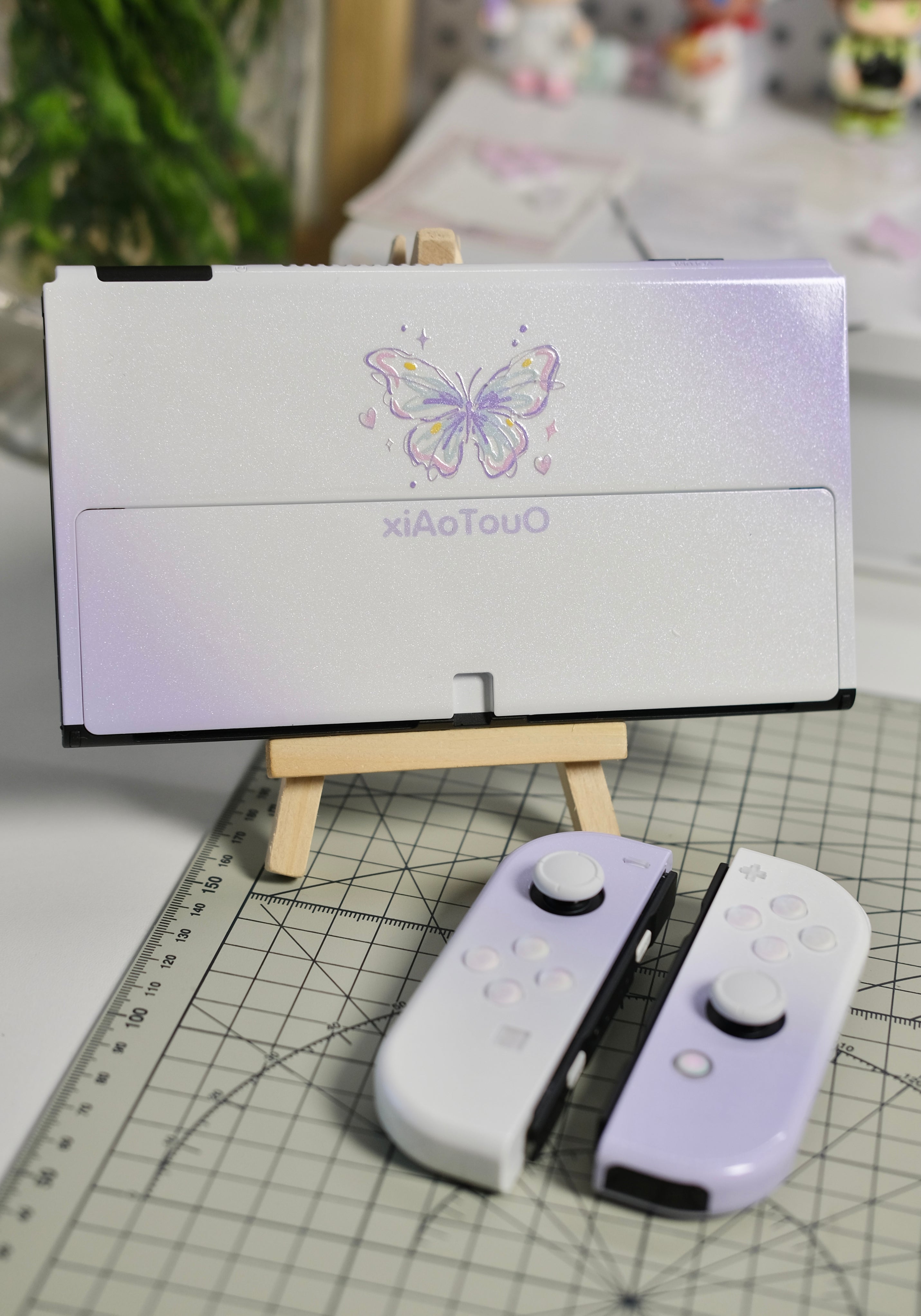 White & Purple Gradient Switch Joycons