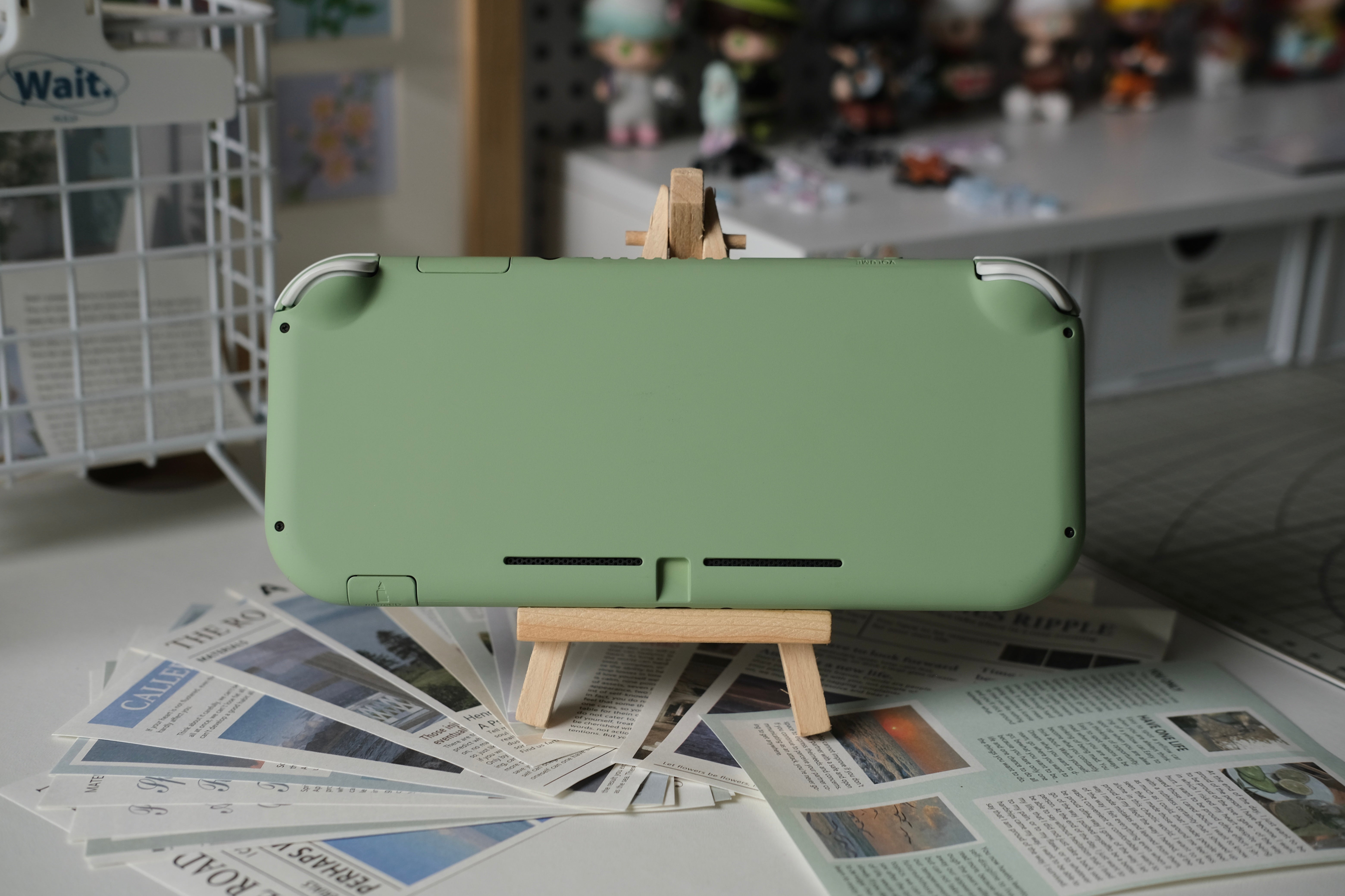 Frosted Green Switch Lite