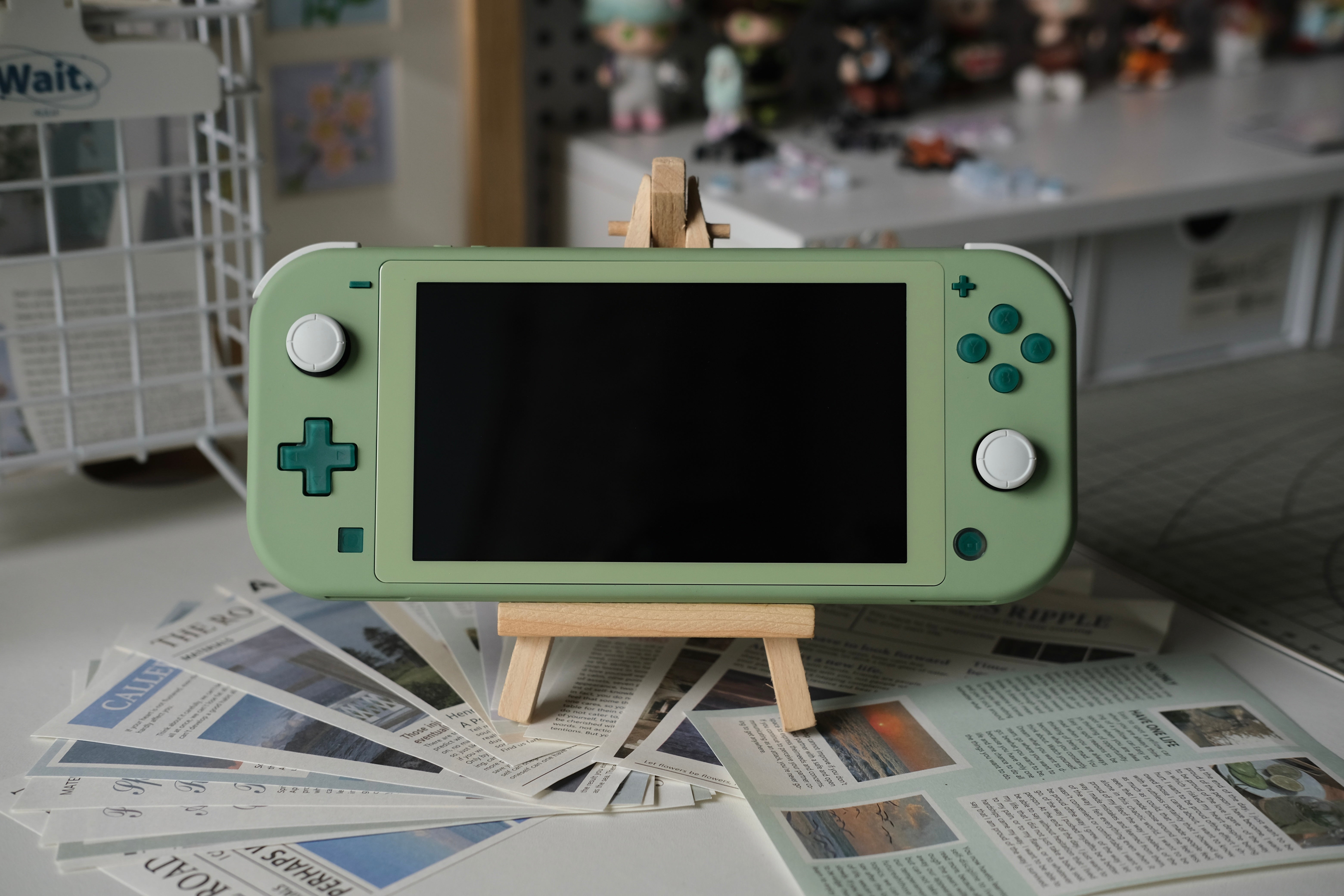 Frosted Green Switch Lite