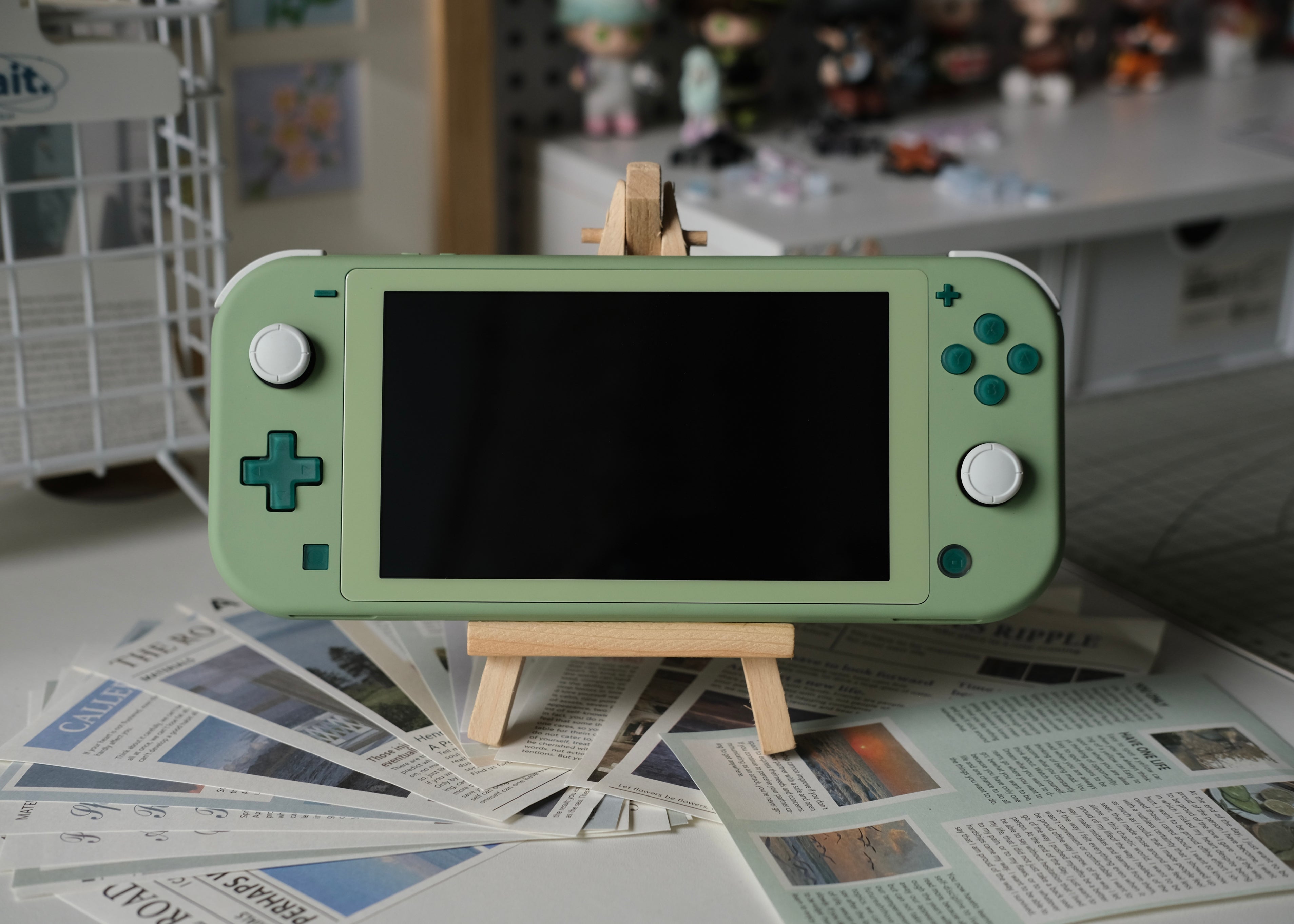 Frosted Green Switch Lite