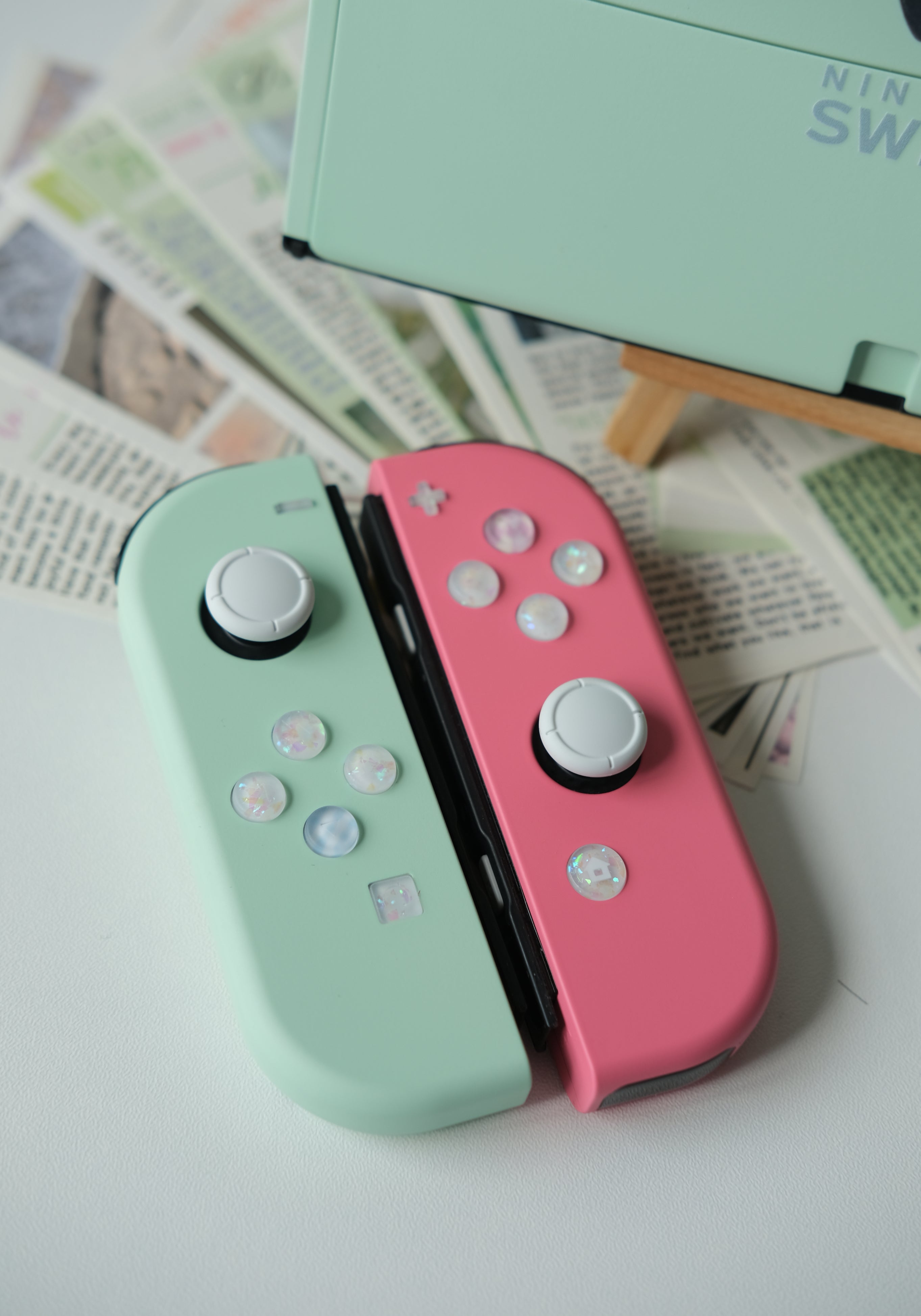 Mint Green & Pink Switch Joycons