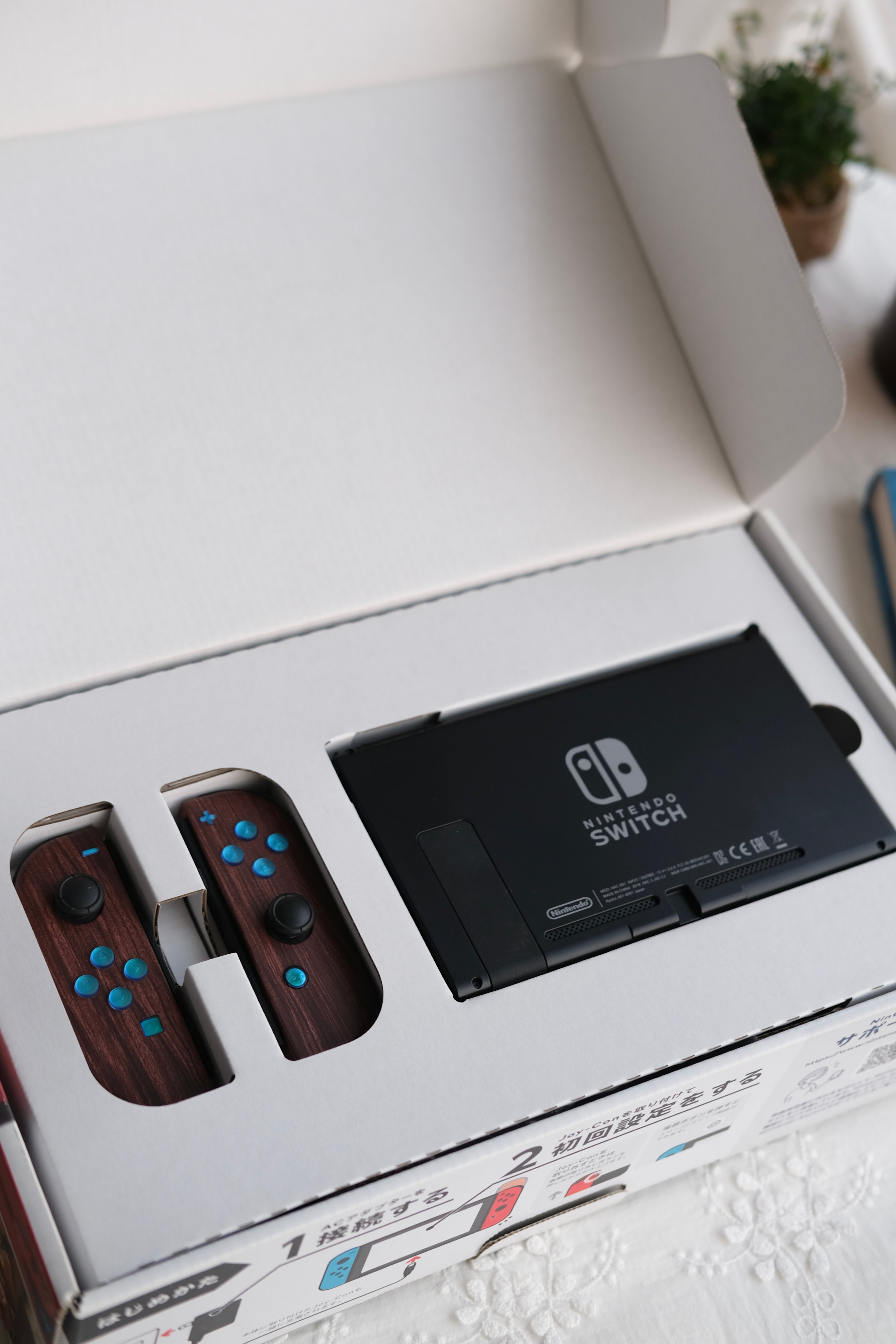 Opal Blue Wood Grain Switch Joycons