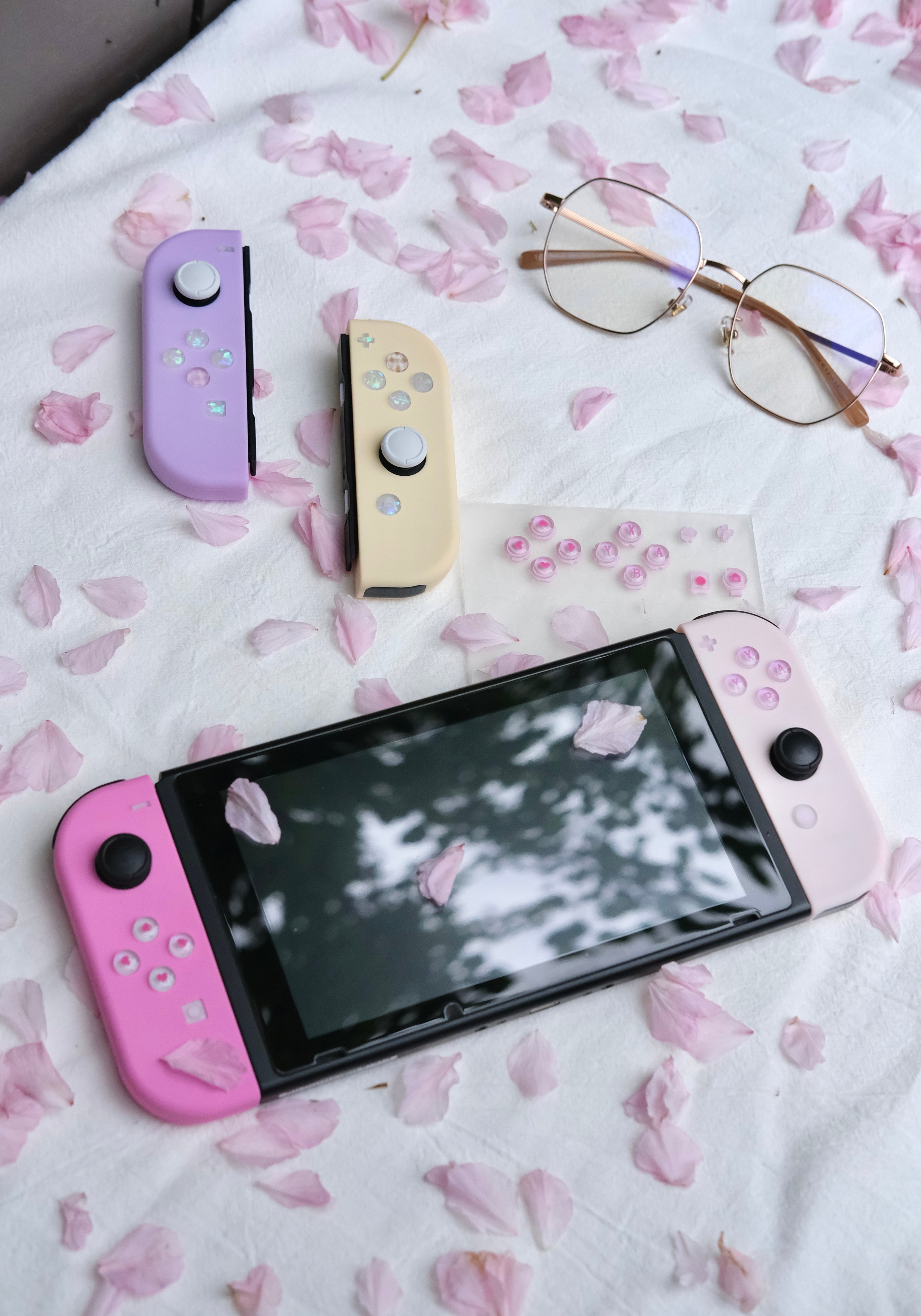 Pink & White Switch Joycons