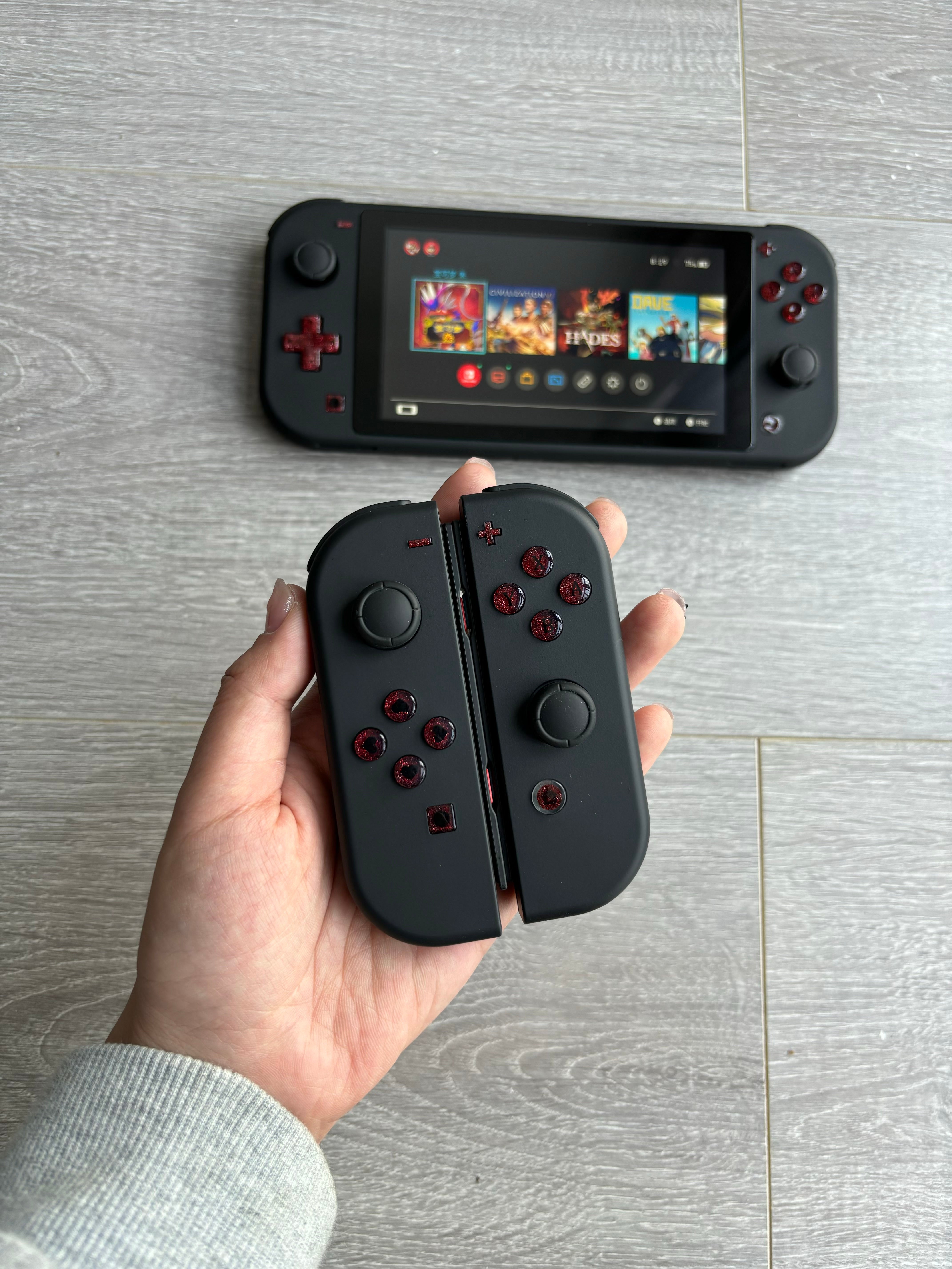 Black & Red Switch Joycons