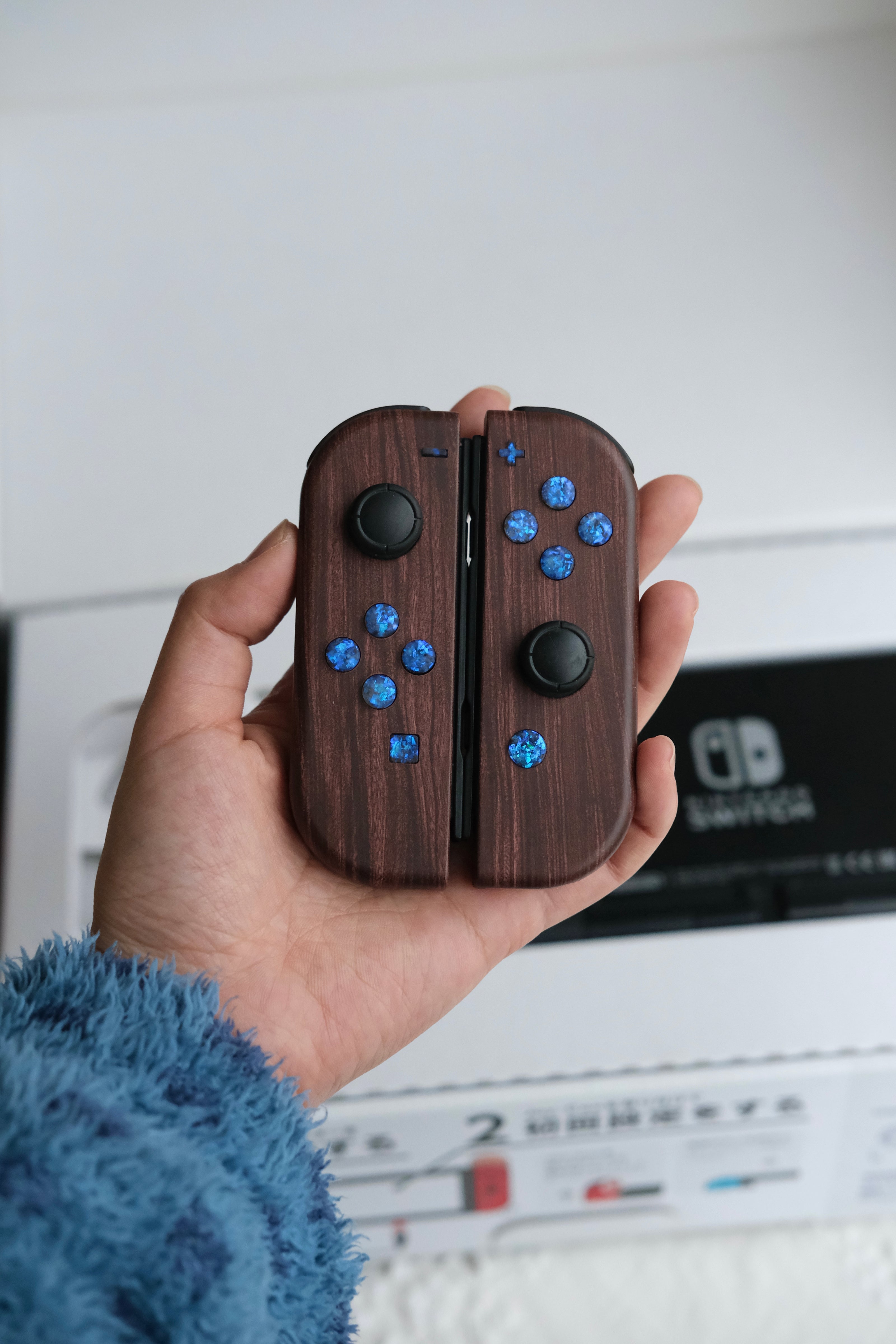 Opal Blue Wood Grain Switch Joycons