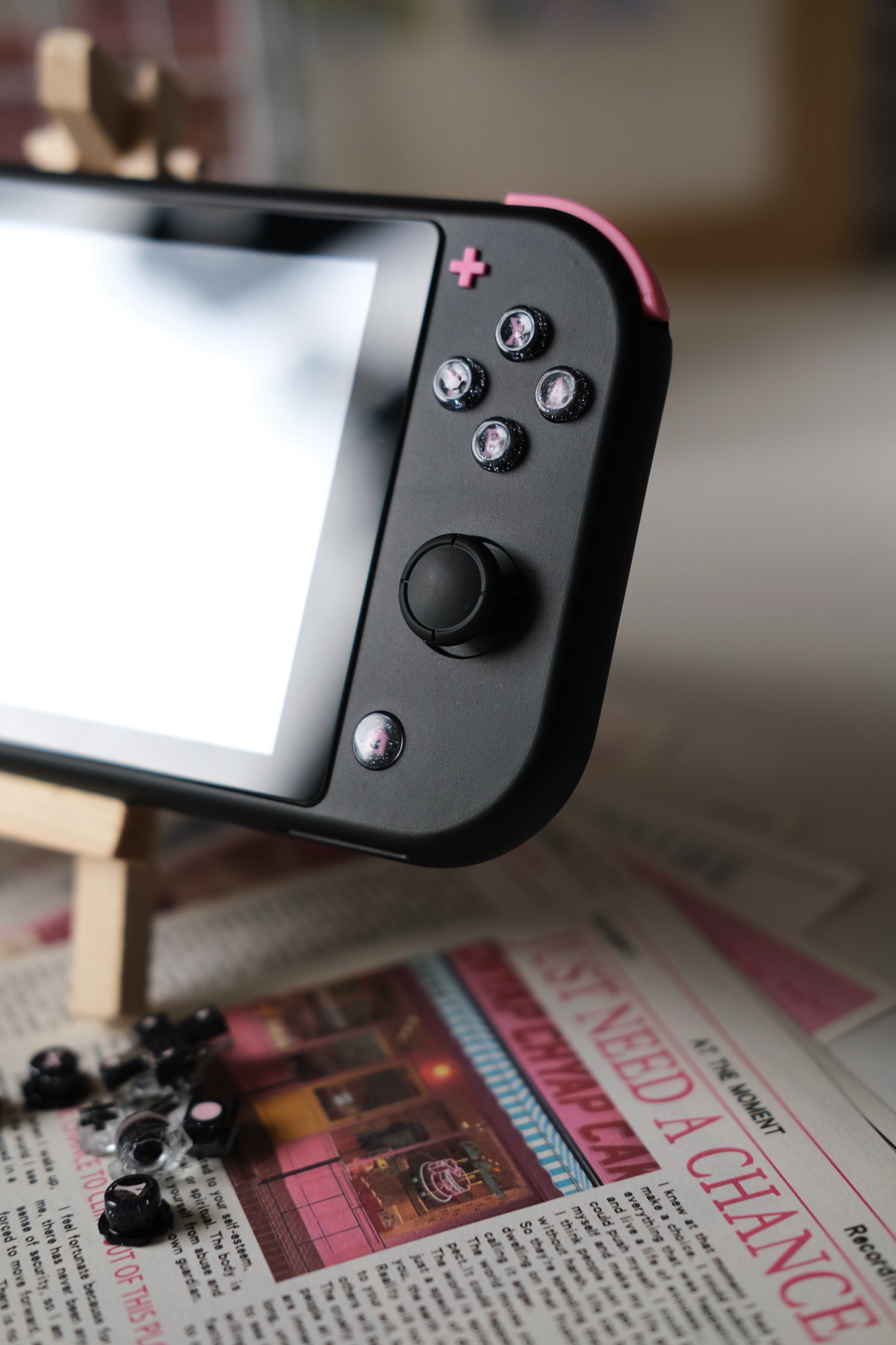 Black & Pink Switch Lite