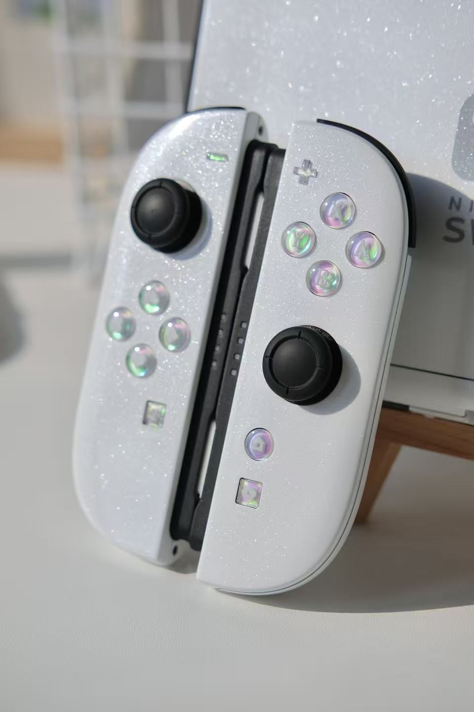 White Switch 2 Joycons