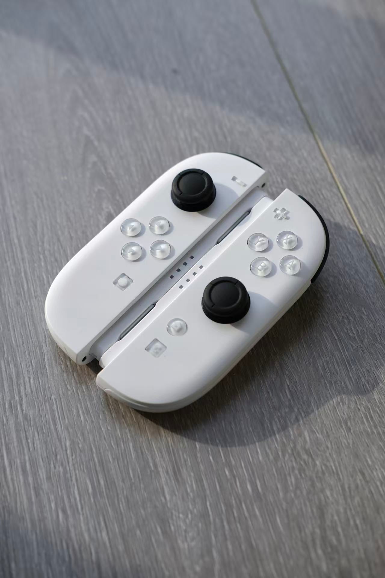 White Switch 2 Joycons