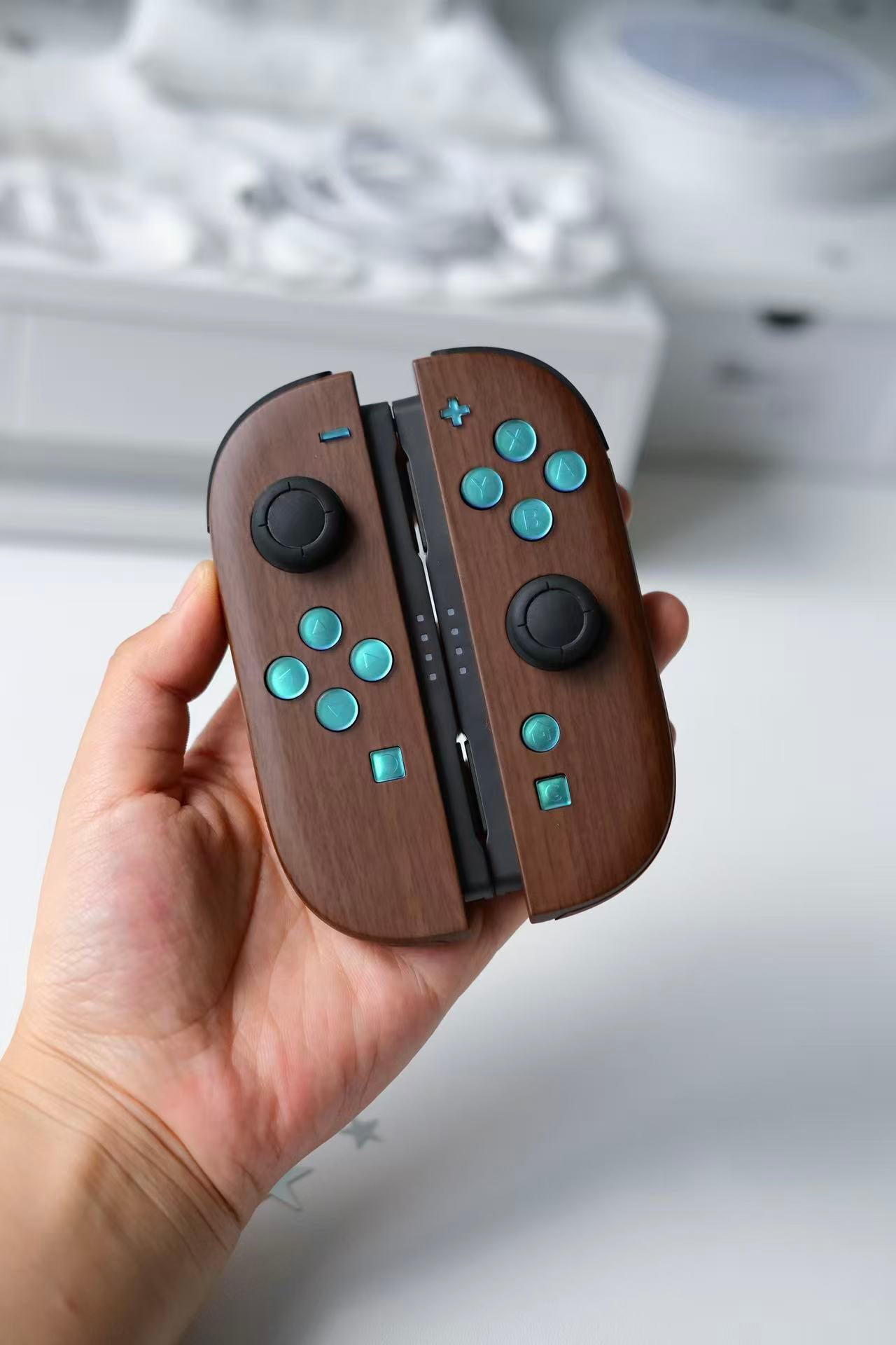 Wood Grain Switch 2 Joycons